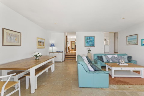 Seaview Cresent, 4 - Accommodation Burleigh 2