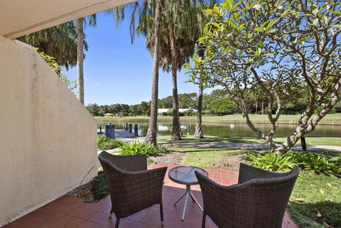 Serenity Bay Studio Apartment - Accommodation Burleigh 3