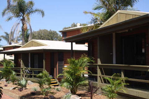 Shelly Beach Holiday Park - Accommodation Burleigh 3