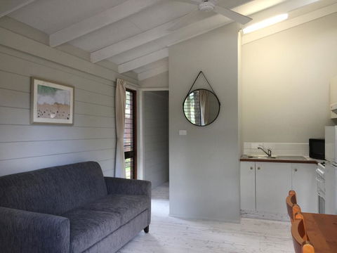 Shelly Beach Holiday Park - Accommodation Burleigh 2