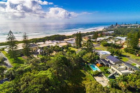 Shelly Beach Shack - Accommodation Burleigh 1