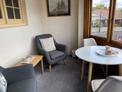 Shipwrights Arms - Accommodation Burleigh 1