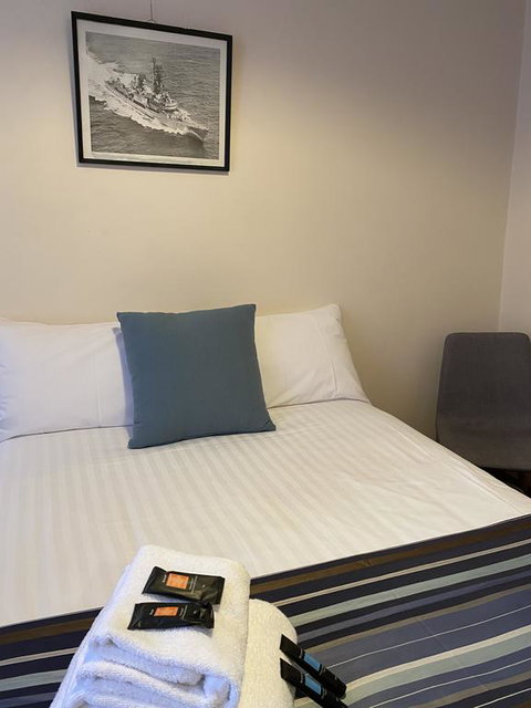 Shipwrights Arms - Accommodation Burleigh 3