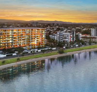 Silvershore Apartments on the Broadwater - Accommodation Burleigh