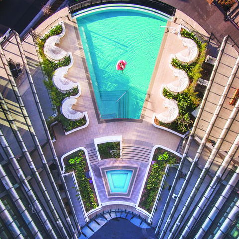 SKYE Suites Green Square - Accommodation Burleigh 3