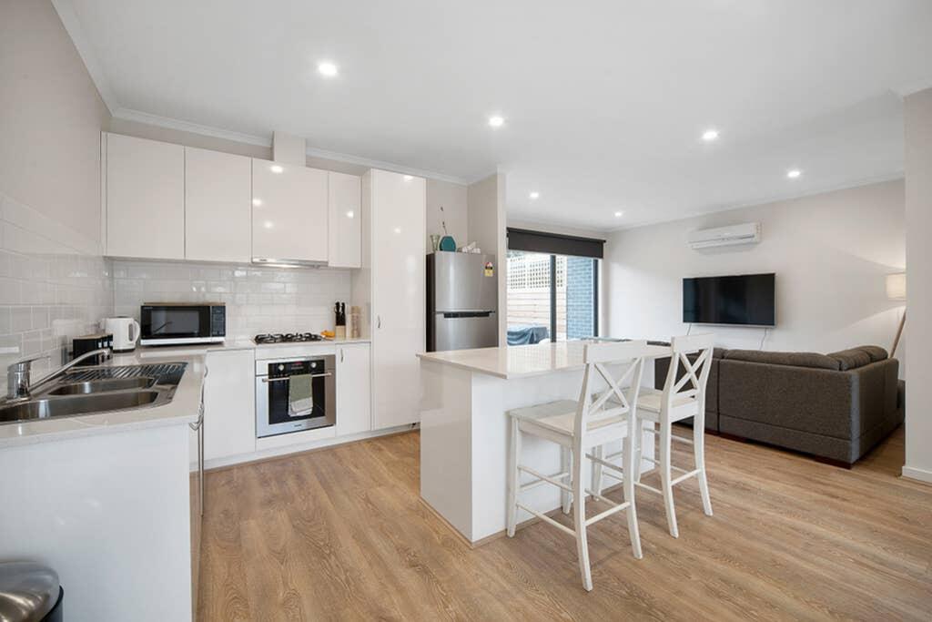 Calder Park VIC Accommodation Burleigh