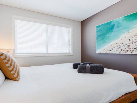 SOLARIS @ Fingal Bay - Accommodation Burleigh 3