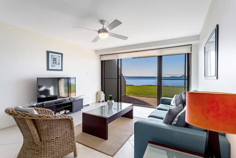 Soldiers Point Road, Harbourside, Unit 02, 07 - Accommodation Burleigh 0