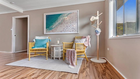 Sounds Of Sunshine 1 Upstairs Half Of House - Accommodation Burleigh 1