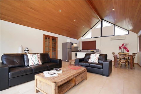 South Perth Yacht Club Swan River Applecross - Accommodation Burleigh 0