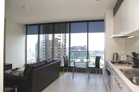 Southbank Apartments Freshwater Place - Accommodation Burleigh 3