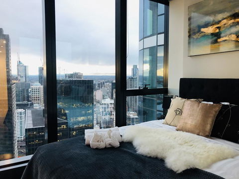 Southbank Stylish Apt With CBD View (La Maison) - Accommodation Burleigh 2