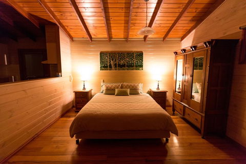 Southern Anchorage Retreat - Accommodation Burleigh 1