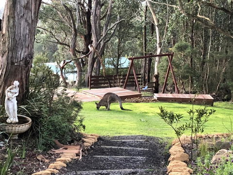 Southern Anchorage Retreat - Accommodation Burleigh 3