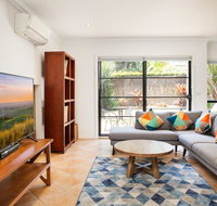 Spacious Home in the Heart of Avalon Beach - Accommodation Burleigh