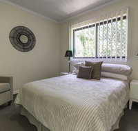 Spring Hill with Pool - Accommodation Burleigh