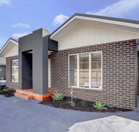 Staughton Sounds - Accommodation Burleigh