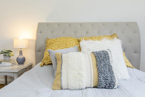 Stay At Meurant Wagga - Accommodation Burleigh 1