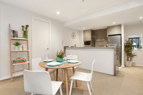 StayCentral On Nott - Accommodation Burleigh 2