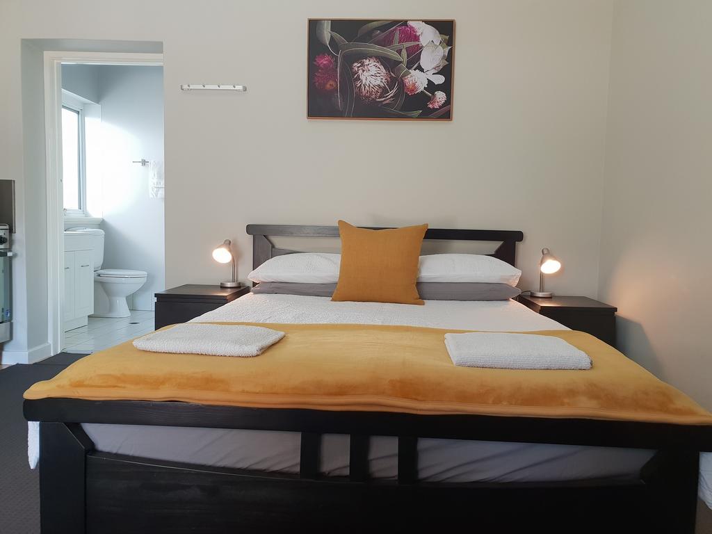Fremantle WA Accommodation Burleigh