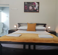 Stirling Apartments - Studio 2 - Accommodation Burleigh