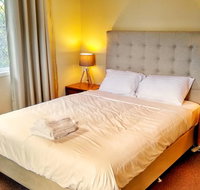 Stroll to the City Center in Minutes - Accommodation Burleigh