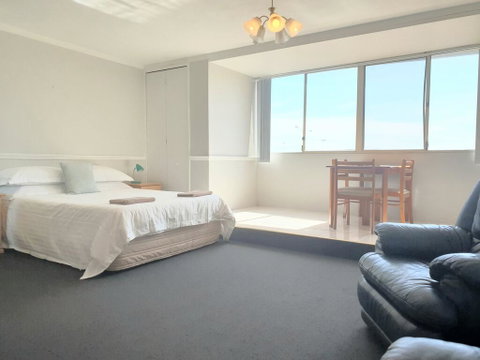 Studio 101 - Accommodation Burleigh 0