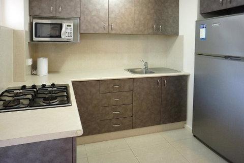 Studio 3 - Ground Floor Fremantle Apartment - Accommodation Burleigh 3