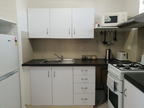 Studio 412 - Ocean And Sunset Views On A Budget - Accommodation Burleigh 3