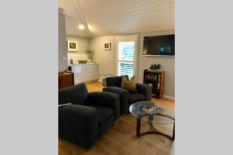 Studio79 - Accommodation Burleigh 2