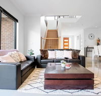 Stunning 3Beds near Knox Shopping CentroWantirna - Accommodation Burleigh