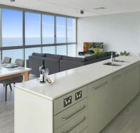 Stunning Views Air On BroadbeachWine Wifi Parking - Accommodation Burleigh