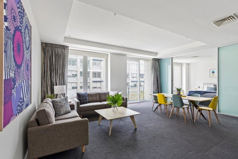Stunning, Central Huge CBD Pad, Free WiFi, Netflix - Accommodation Burleigh 1