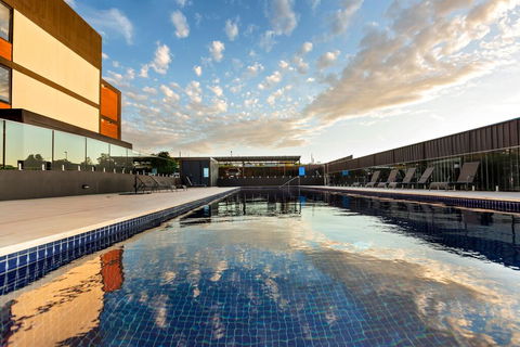 Stylish Inner City Penthouse Apartment - Accommodation Burleigh 2