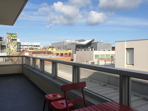 Stylish Modern 3BD Retreat At An Amazing Location - Accommodation Burleigh 1