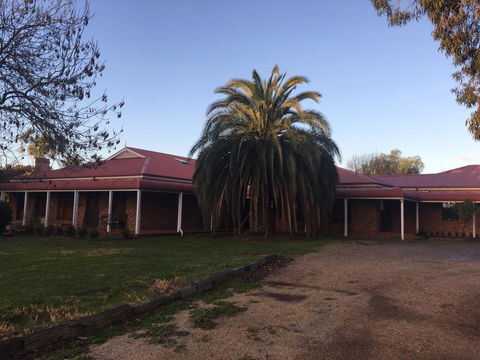 Sudbury - Accommodation Burleigh 0