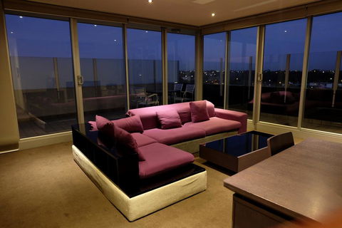 Summer Inn Holiday Apartments - Accommodation Burleigh 0