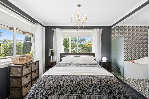 SUNNYDELL - Accommodation Burleigh 3