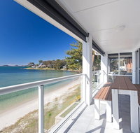 Sunrise Waters' 2/63 Soldiers Point Road - stunning waterfront property - Accommodation Burleigh