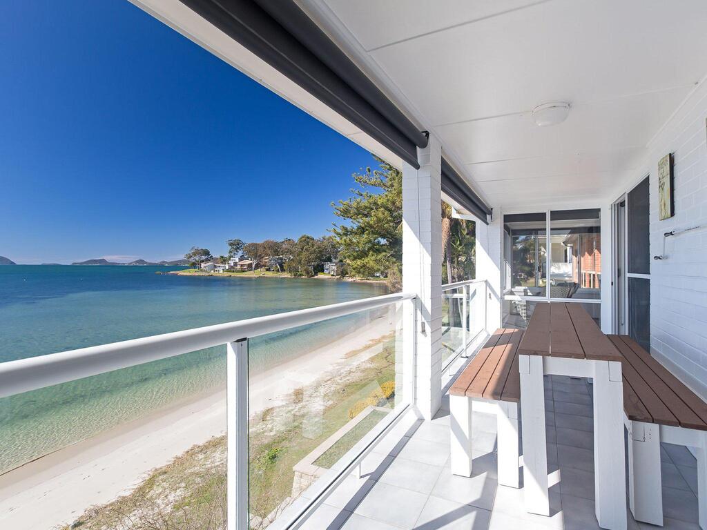 Soldiers Point NSW Accommodation Burleigh