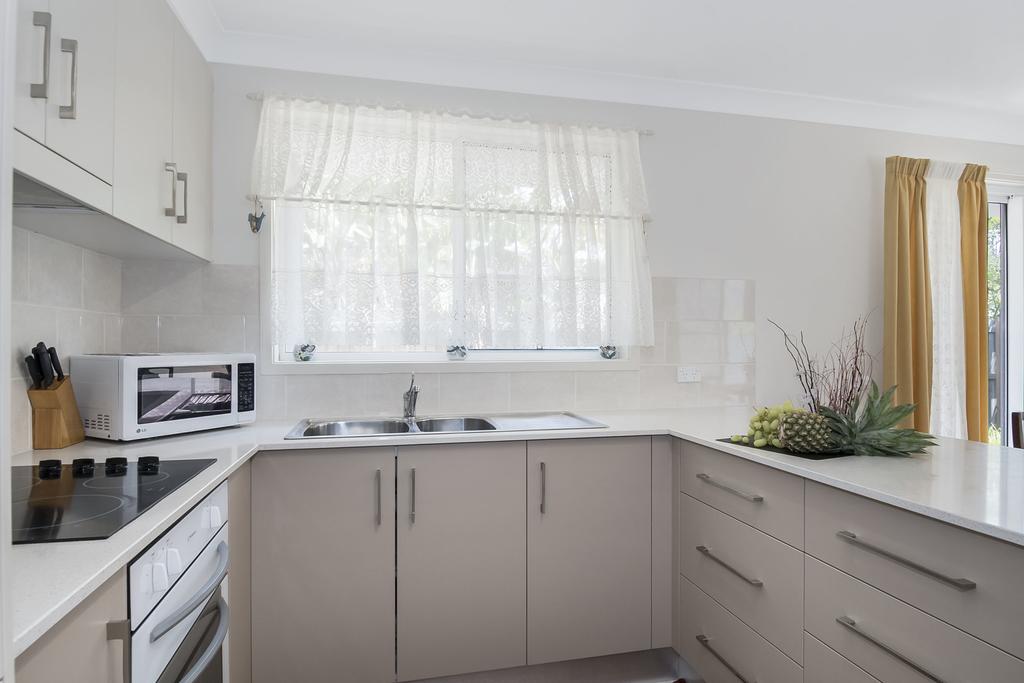 Pimlico Island NSW Accommodation Burleigh