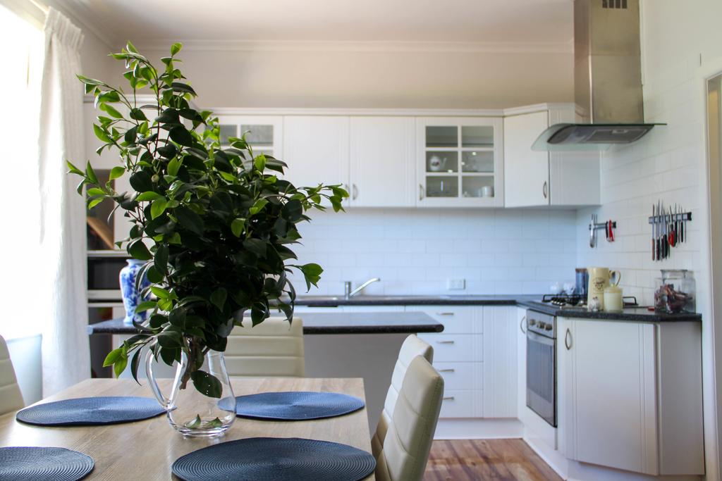  Accommodation Burleigh