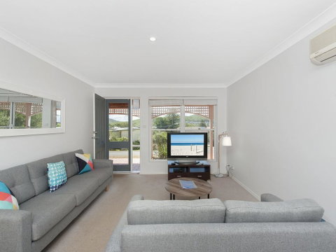 Surf Break - 10A Tuna (Downstairs) - Accommodation Burleigh 0