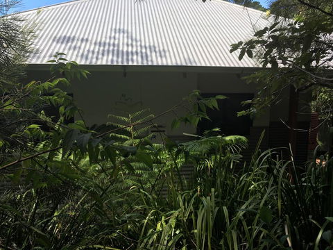 Tallaringa Views - Accommodation Burleigh 2