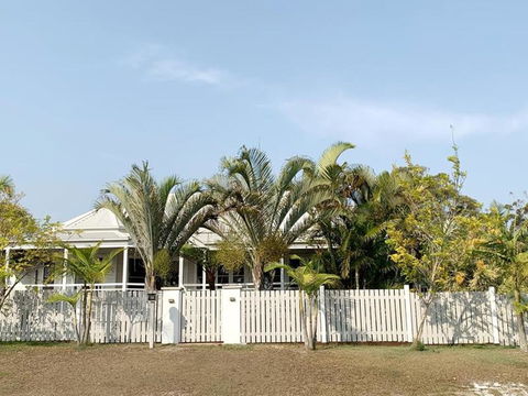 Tallulah Retreat - Valla Beach - Accommodation Burleigh 0