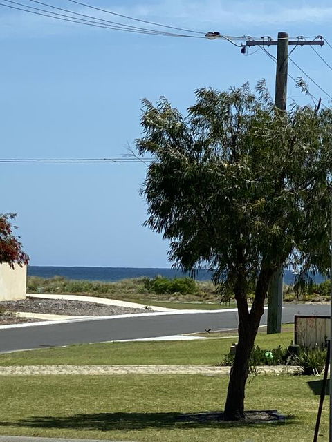 The Beach House Busselton - Accommodation Burleigh 1