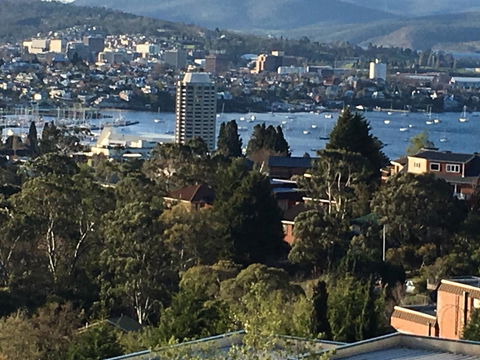 The Lookout - Accommodation Burleigh 1