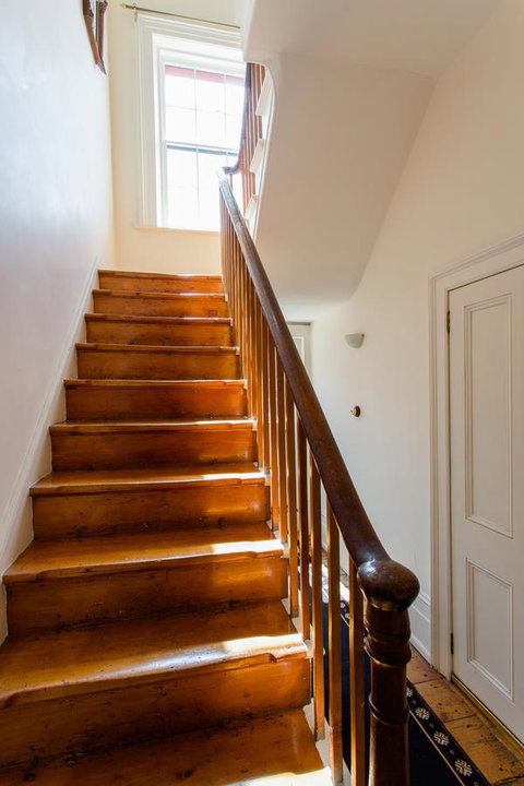 Grand Old Duke - Accommodation Burleigh 14