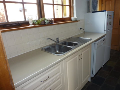 Eliza Cottage - Accommodation Burleigh 7