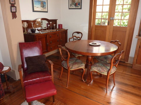 Eliza Cottage - Accommodation Burleigh 2
